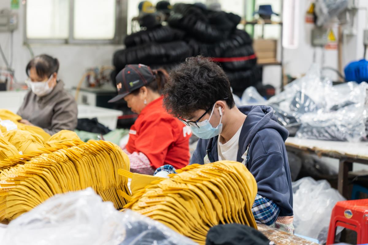 Custom Hat Factory (4).JPG Custom Hat Factory (4).JPG